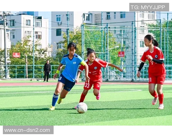 中国青年足球队奋勇拼搏展现青春风采助力国家足球未来发展 中国青年足球队奋勇拼搏展现青春风采助力国家足球未来发展